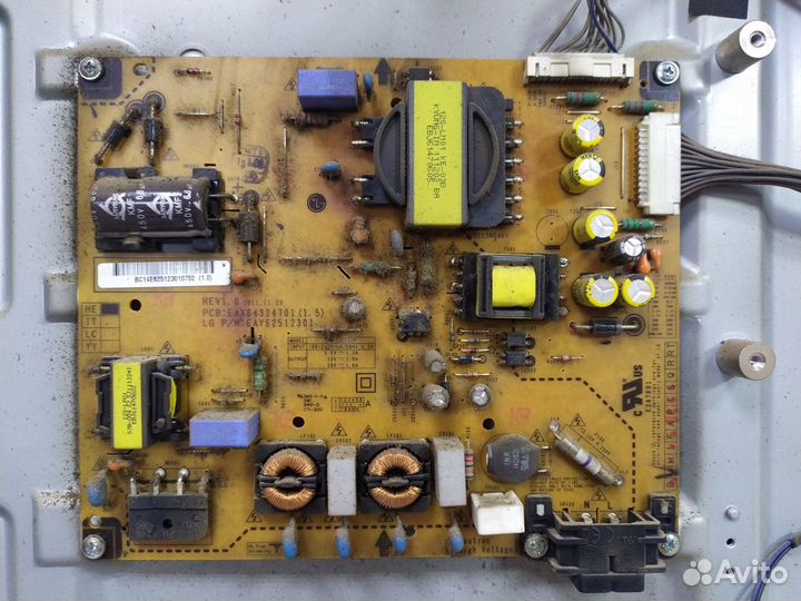 126. TV LG 32LS3500-ZA.brudlju / EBR75097905