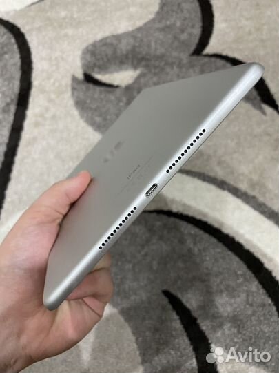 iPad 7 2019
