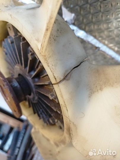 Вискомуфта Mitsubishi Pajero 2 6G74 3.5 1995