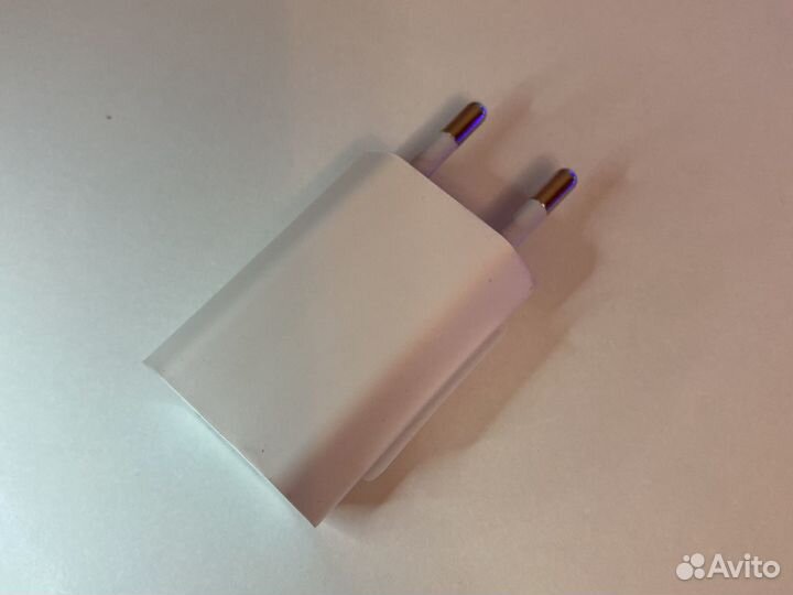 Зарядка для телефона