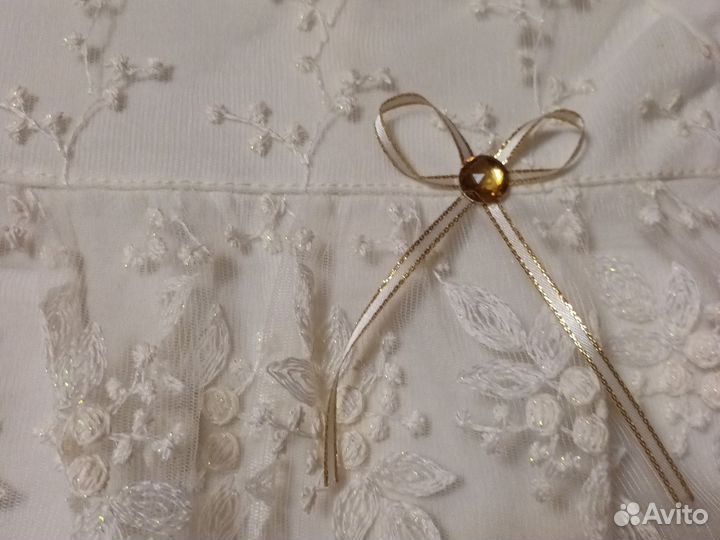 Детское новое платье с гипюром