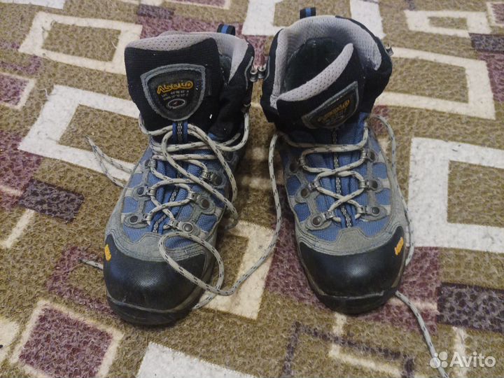 Продаются ботинки asolo