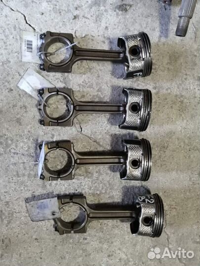 Шатун с Поршнем Форд фокус 2 1.8 qqdb