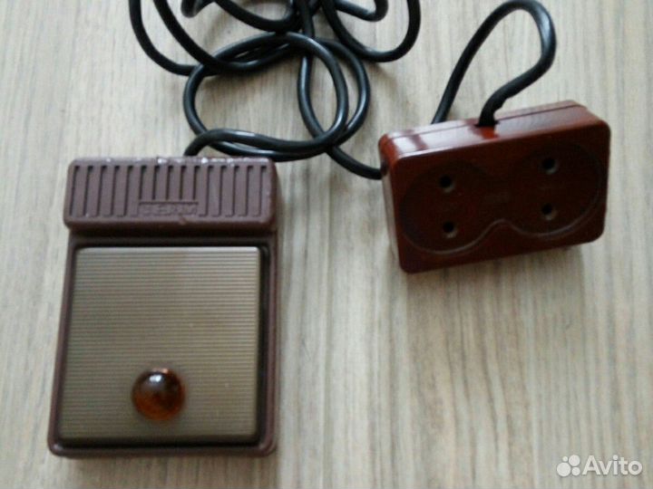 Дистанционный пульт на проводе для телевизора