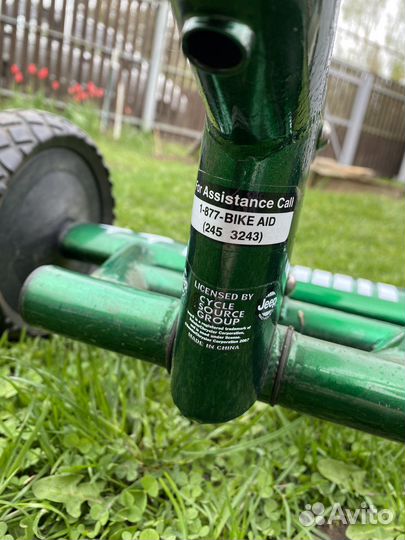 Трехколесный велосипед Jeep Wellys