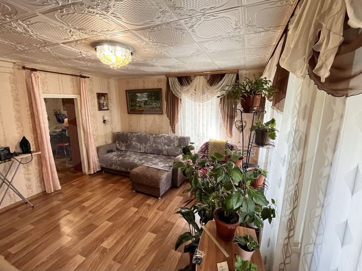Дом 57 м² на участке 6 сот.