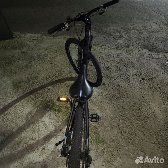 Велосипед B-twin rockrider 520