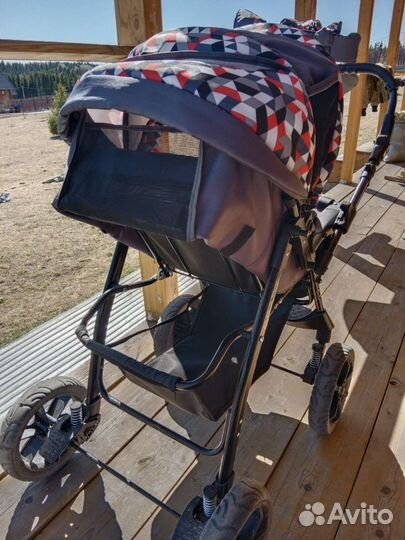 Детская коляска