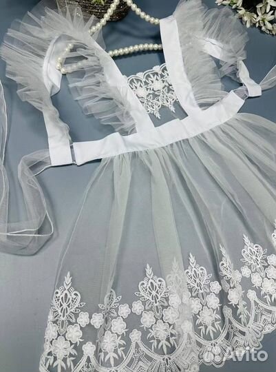 Белый школьный фартук