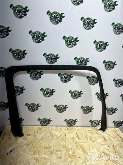 Накладка рамки двери Mercedes Actros