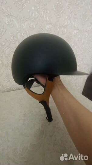 Шлем для конного спорта