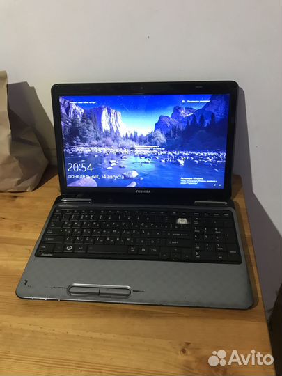 Ноутбук Toshiba L755