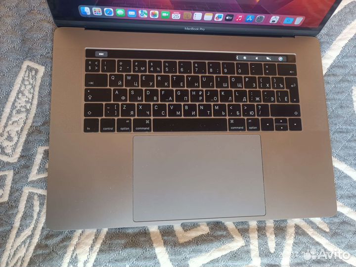 MacBook Pro 15 2017 г i7/16/500 ssd