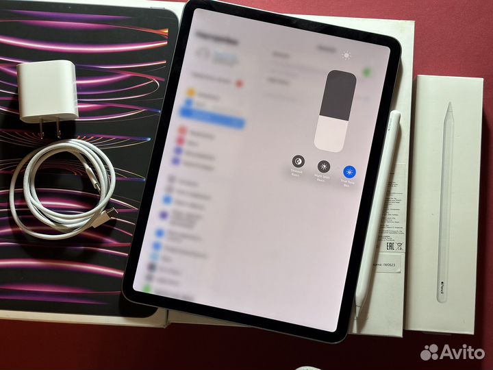 iPad Pro M2 + Стилус + Procreate