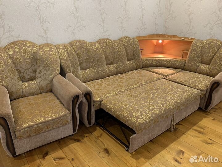 Угловой диван