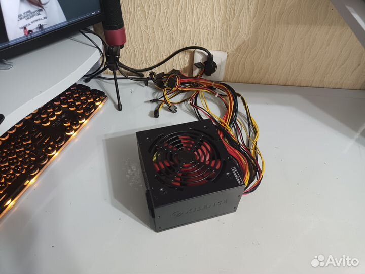 Блок питания на 550w