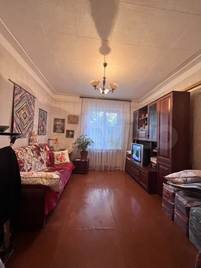 2-к. квартира, 48 м², 1/2 эт.