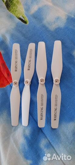 Набор лопостей для дрона