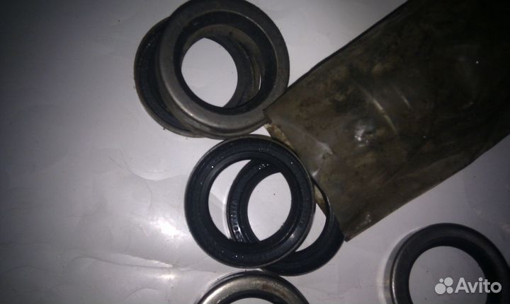 Сальник ступицы ваз 2101-07 (40х57,15х10)