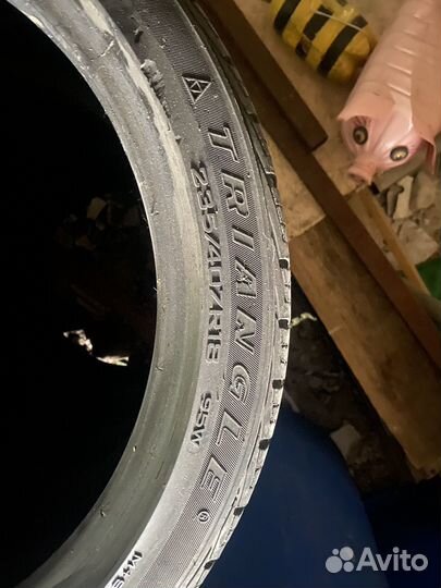 Triangle LL01 235/40 R18 39B