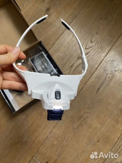 Очки-лупа бинокулярная 9892 LED