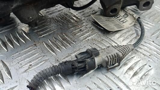 Ступица передняя правая opel zafira B (PBR03N901)