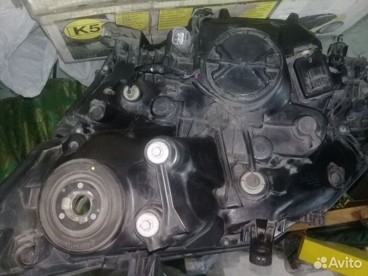 Фара передняя правая Toyota Vellfire 20 кузов