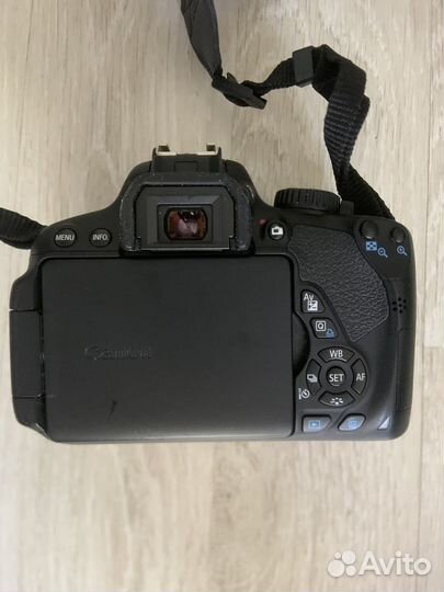 Зеркальный фотоаппарат canon 650d