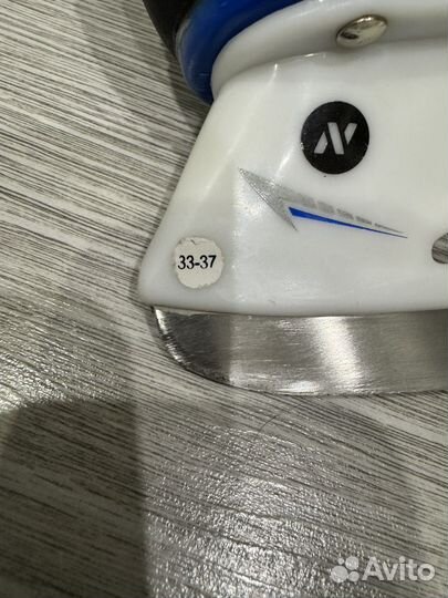 Коньки хоккейные