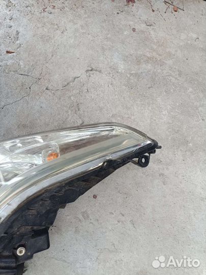 Фара правая Citroen c4 первое поколение