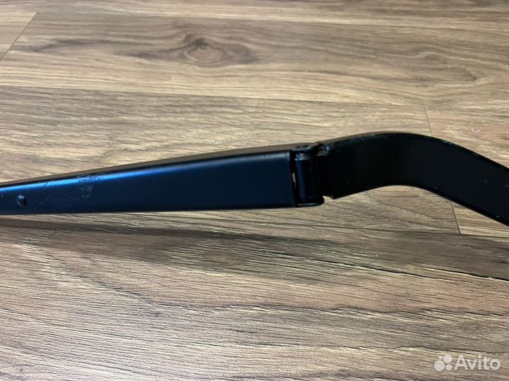 Рычаг стеклоочистителя правый BMW X5 F15 X6 F16