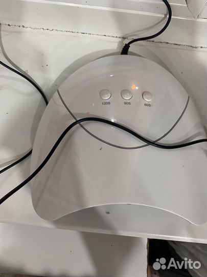 Лампа для ногтей