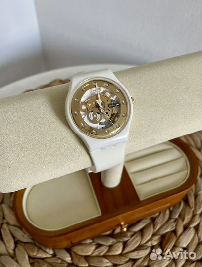 Часы swatch