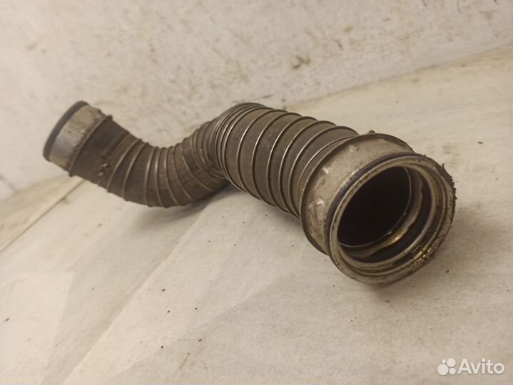 Патрубок интеркулера