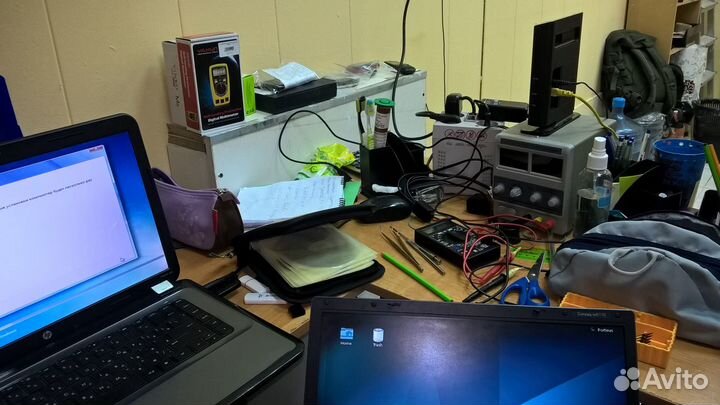 Мастер по ремонту компьютеров и гаджетов