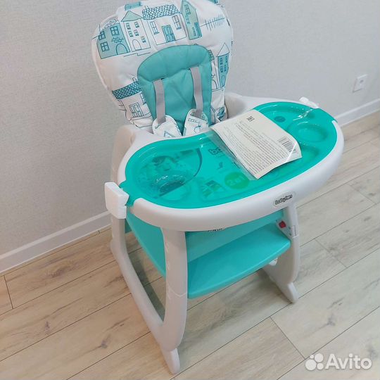 Детский стол и стульчик