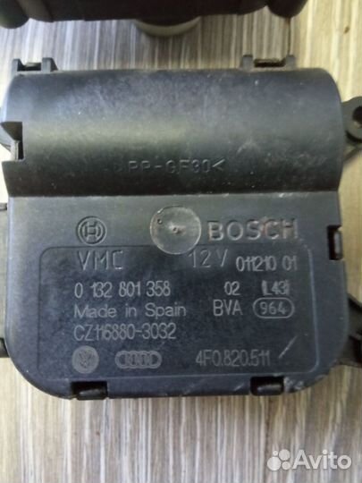 Моторчик заслонки печки Audi A6 c6 2011г