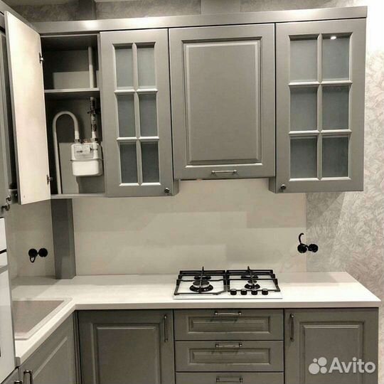 Кухонный гарнитур (любые размеры)
