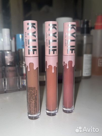 Помады Kylie стойкие матовые