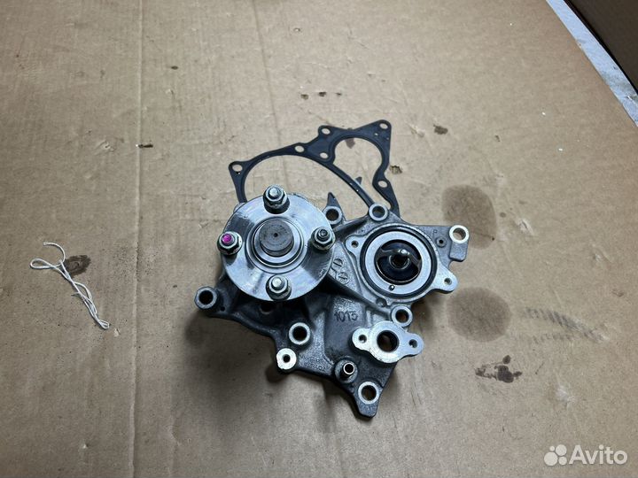 Помпа Toyota Hilux 8 Прадо 150 Fortuner 2 2.8 диз