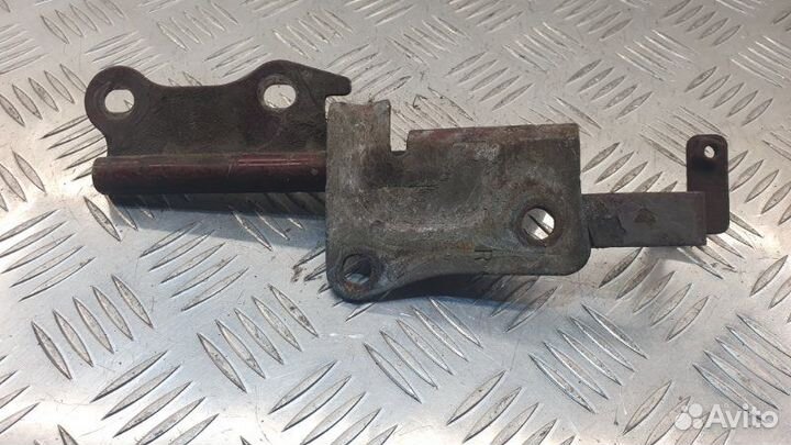 Петля капота правая Kia Spectra седан S6D 2008