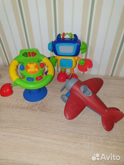 Интерактивные развивающие игрушки для малышей