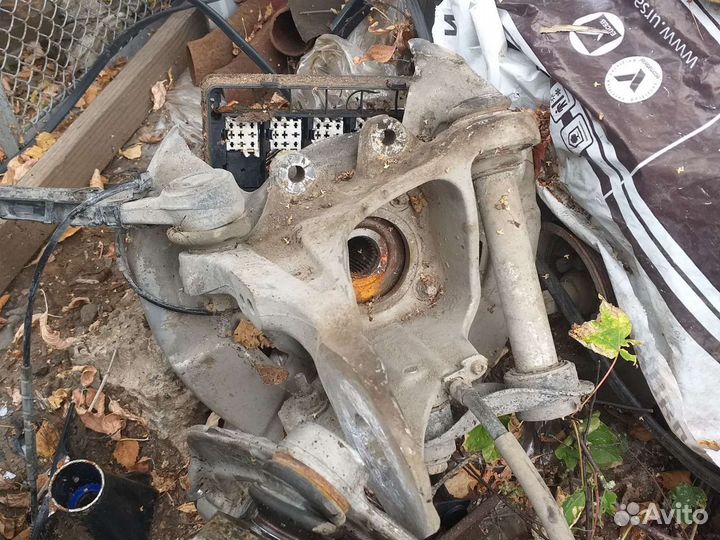 Поворотный кулак bmw x5 e70