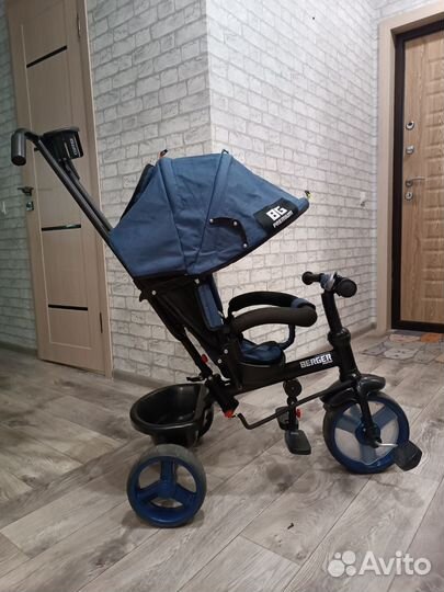 Детский велосипед с родительской ручкой