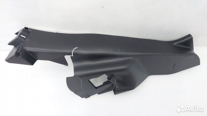 Обшивка стойки задняя правая Toyota Rav4 XA50