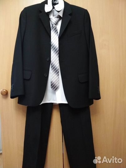 Школьный костюм. Брюки Рубашки Галстуки Жакет