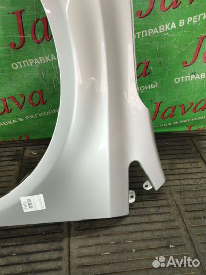 Крыло переднее левое Toyota Avensis ZRT272 3ZR-FAE