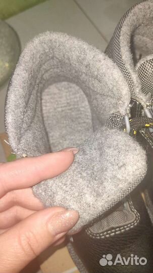 Лыжные ботинки