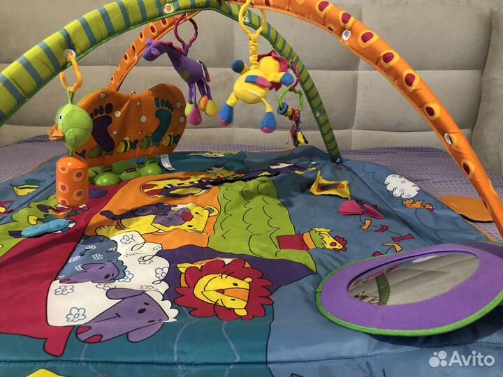 Развивающий коврик Tiny Love «Зоосад»