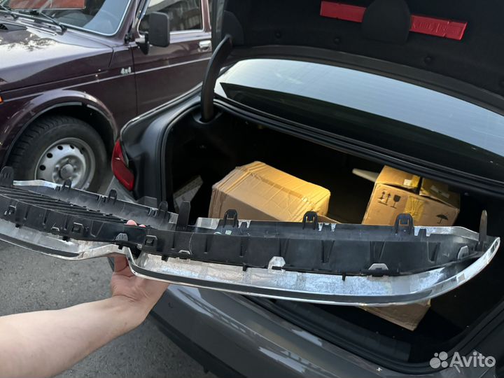 Решетка на bmw j30 рестайлинг оригинал